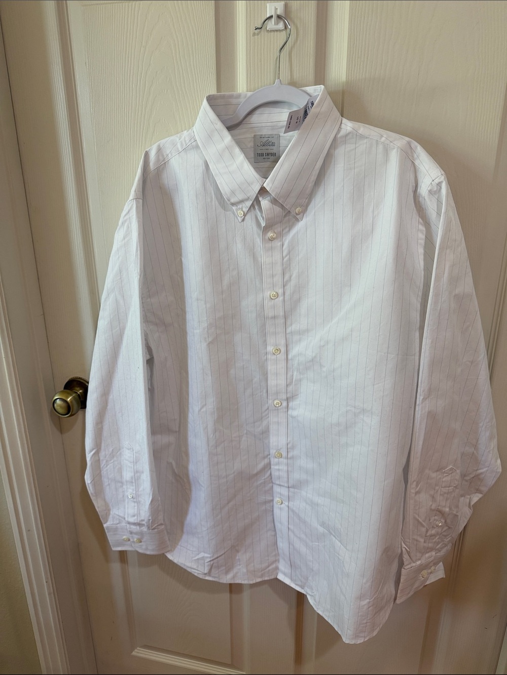 Todd Snyder White Stripe Twill Button Down Collar Dress Shirt Sz 18.  New. Box39